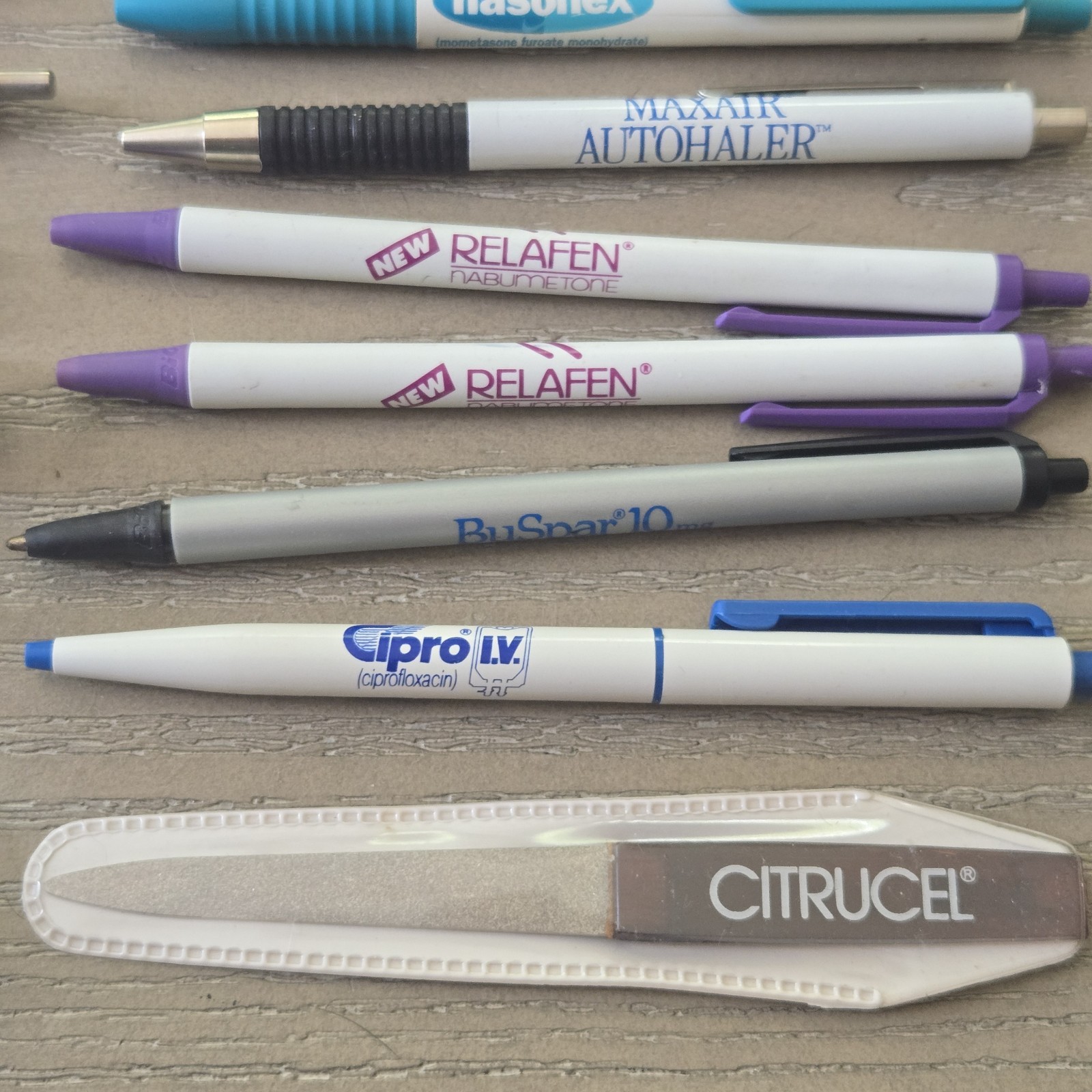 VTG Pharmaceutical Drug Rep Click Retractable Pens-Nail File-Marlboro-Lot of 17