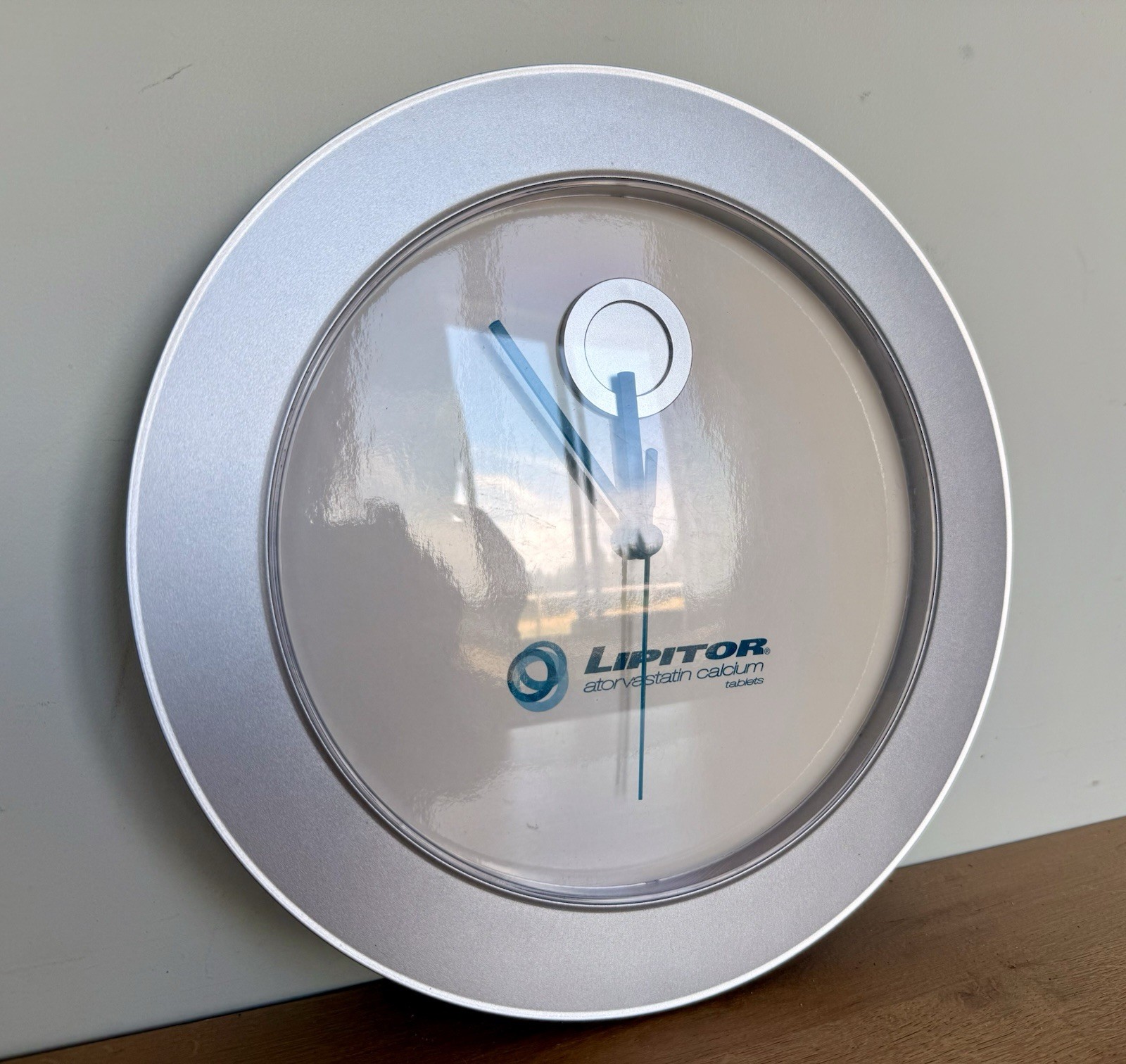 LIPITOR Atorvastatin Wall Clock Drug Rep Promo 11.25” Silver/white/Blue Pharma