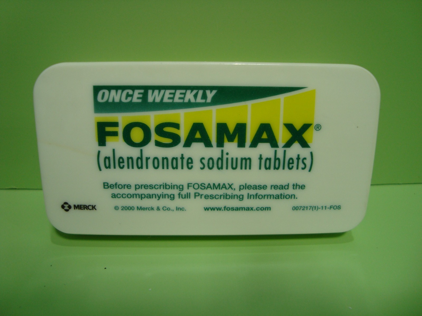 FOSAMAX Magnetic Clip Merck Pharmaceutical Advertising Promo Item