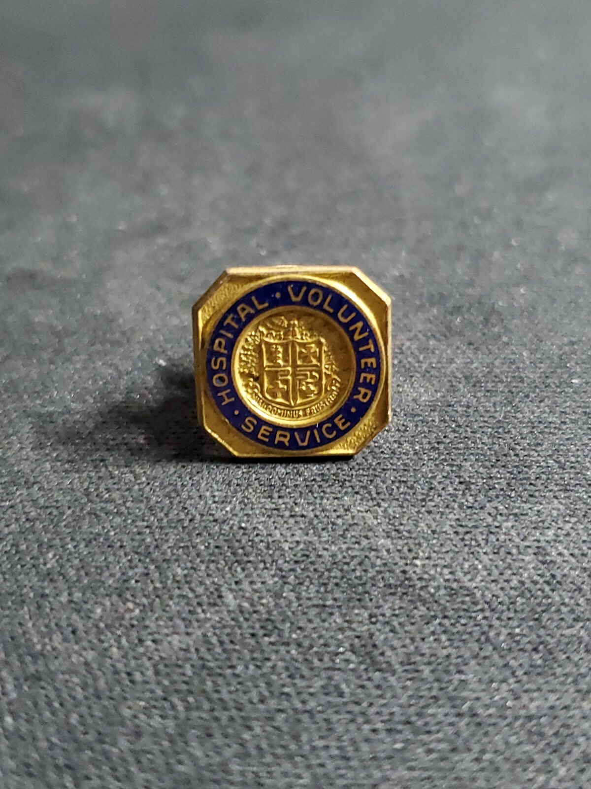Vintage Hospital Volunteer Service Pin bd