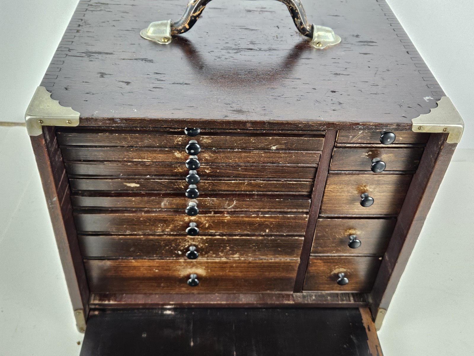 Antique Portable Travel Oak Locking Dentist Dental Tools Cabinet with Key