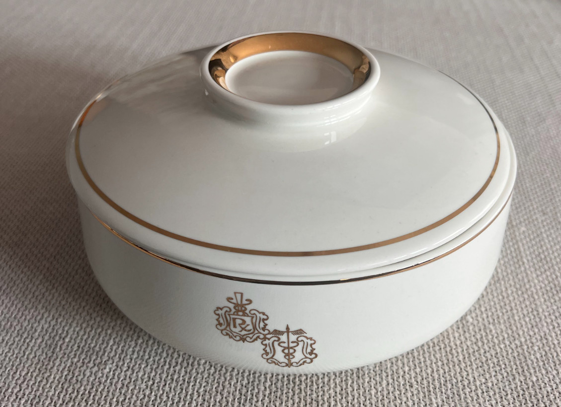 Rare Find New Owens Illinois Pharmacist Pharmacy Medical Covered Casserole Dish