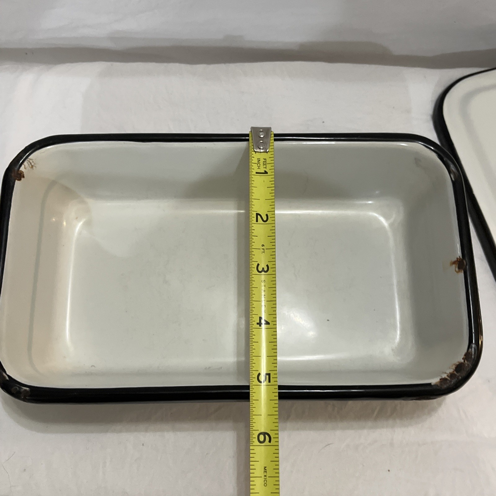 VTG White Porcelain Enamel Medical Dental / Kitchen Tray w Lid 9″ x 5.25″ x 2″