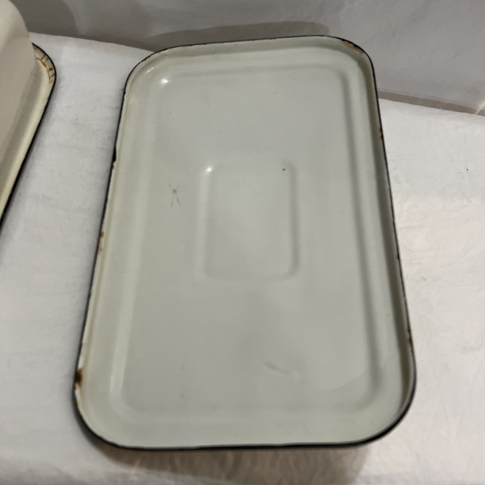 VTG White Porcelain Enamel Medical Dental / Kitchen Tray w Lid 9″ x 5.25″ x 2″