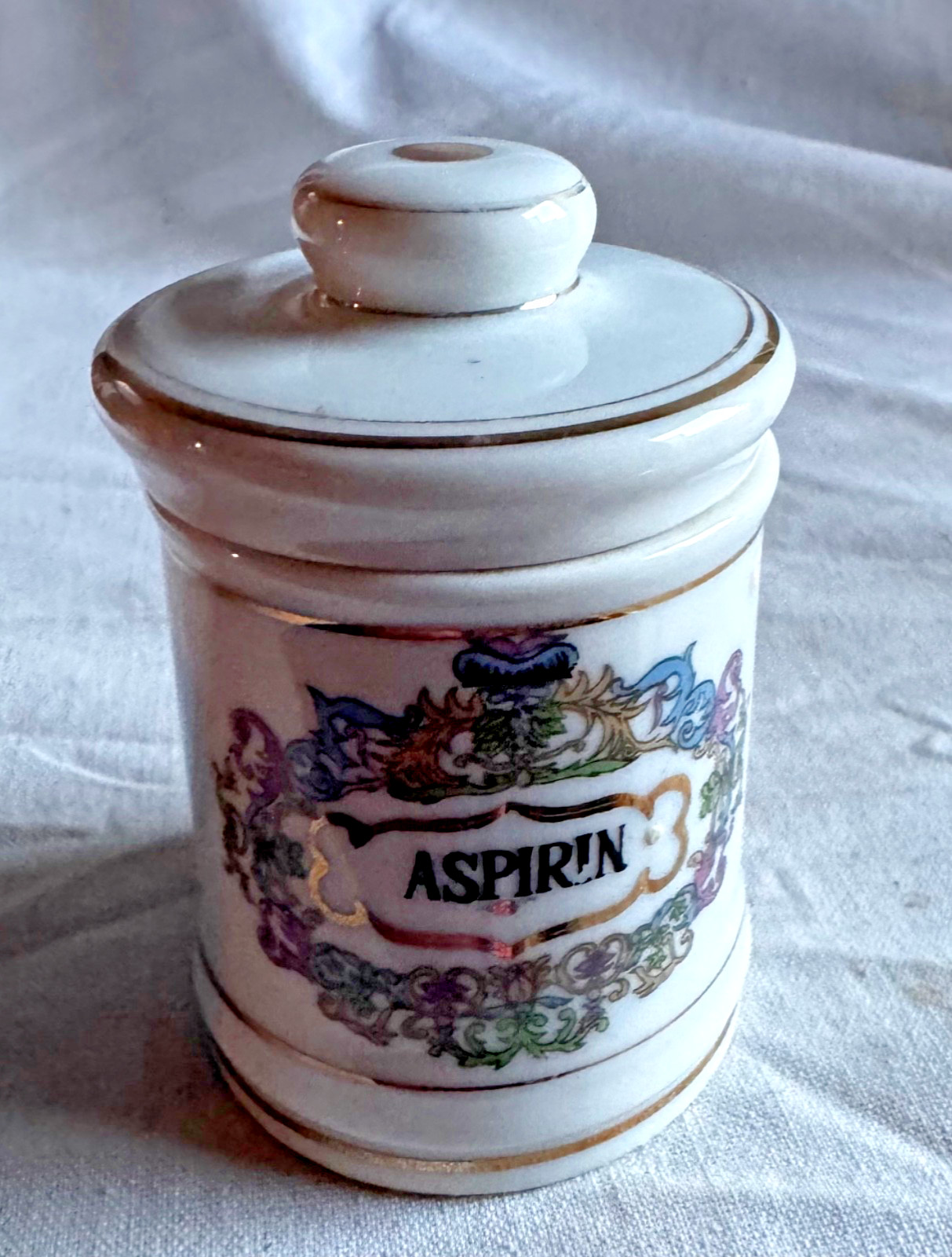 Vintage Circa 1930’s Chase Porcelain Apothecary Jar – Aspirin – Made In Japan