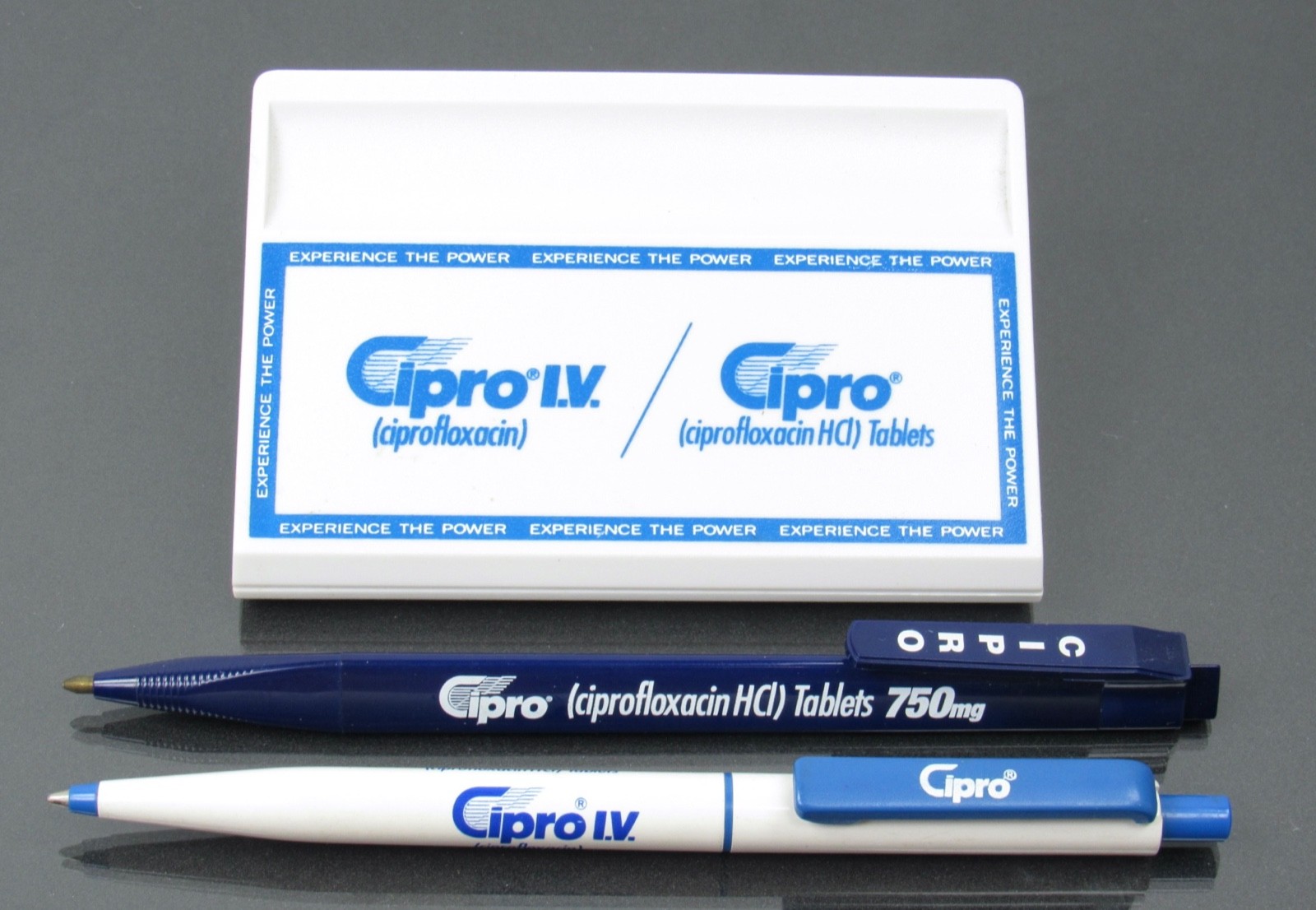 Cipro Lot PENS & Magnet Clip Drug Rep Pharmaceutical Promo Advertising Dry Ink