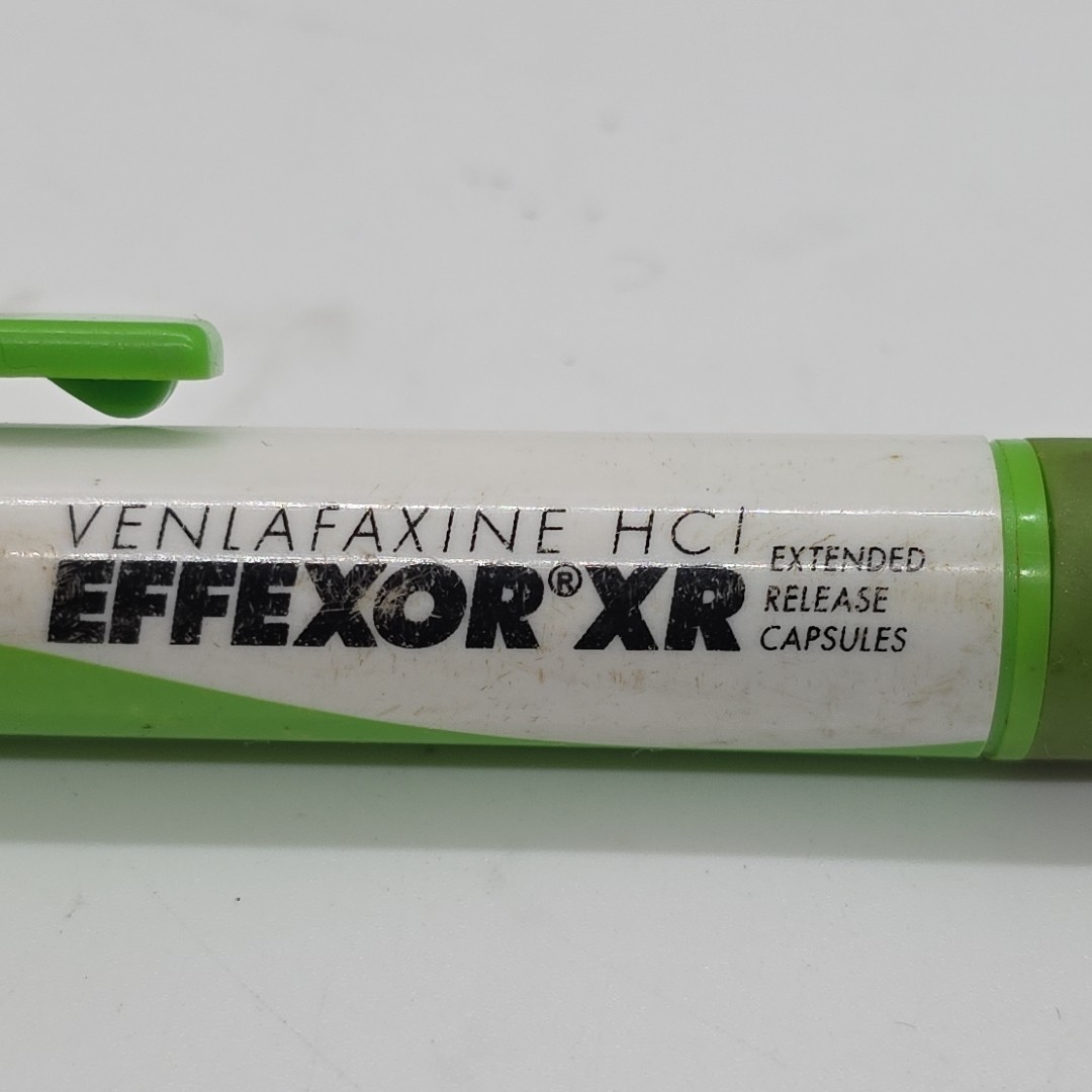 Effexor XR Promotional Click Pen – Green & White Pharma Rep Collectible