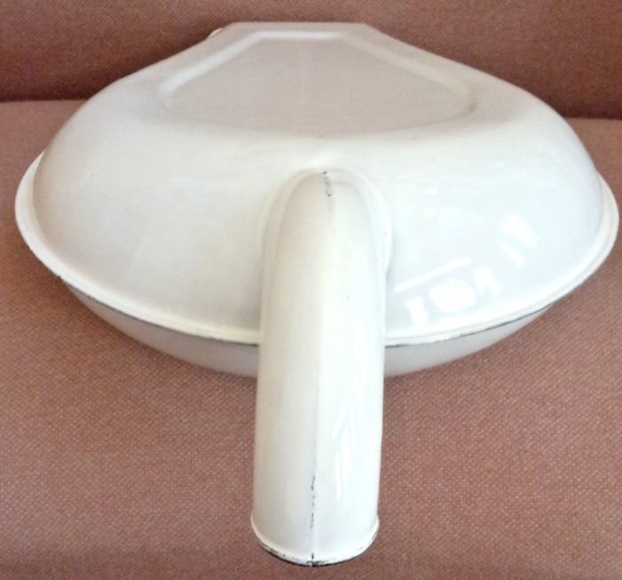 Vintage Unbranded White with Black Trim Enamelware Metal Bedpan/Urinal with Lid
