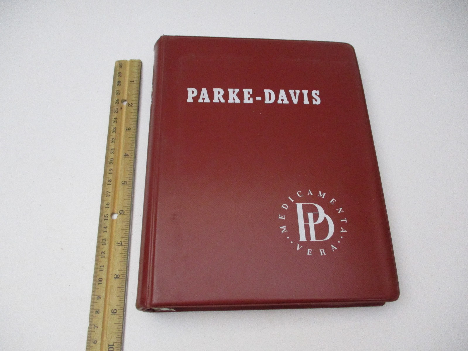 Vintage 1987 Parke Davis Price List Book Binder Pharmacy Chemist Drugs