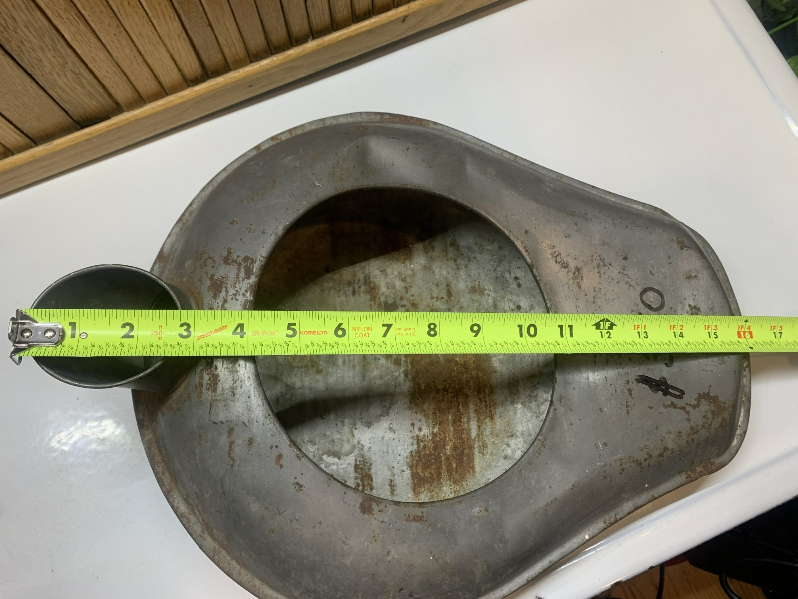 Vintage Tin Bedpan Urinal Bed Pan Primitive w/ spout Antique Pat’d Apr 9th 1907