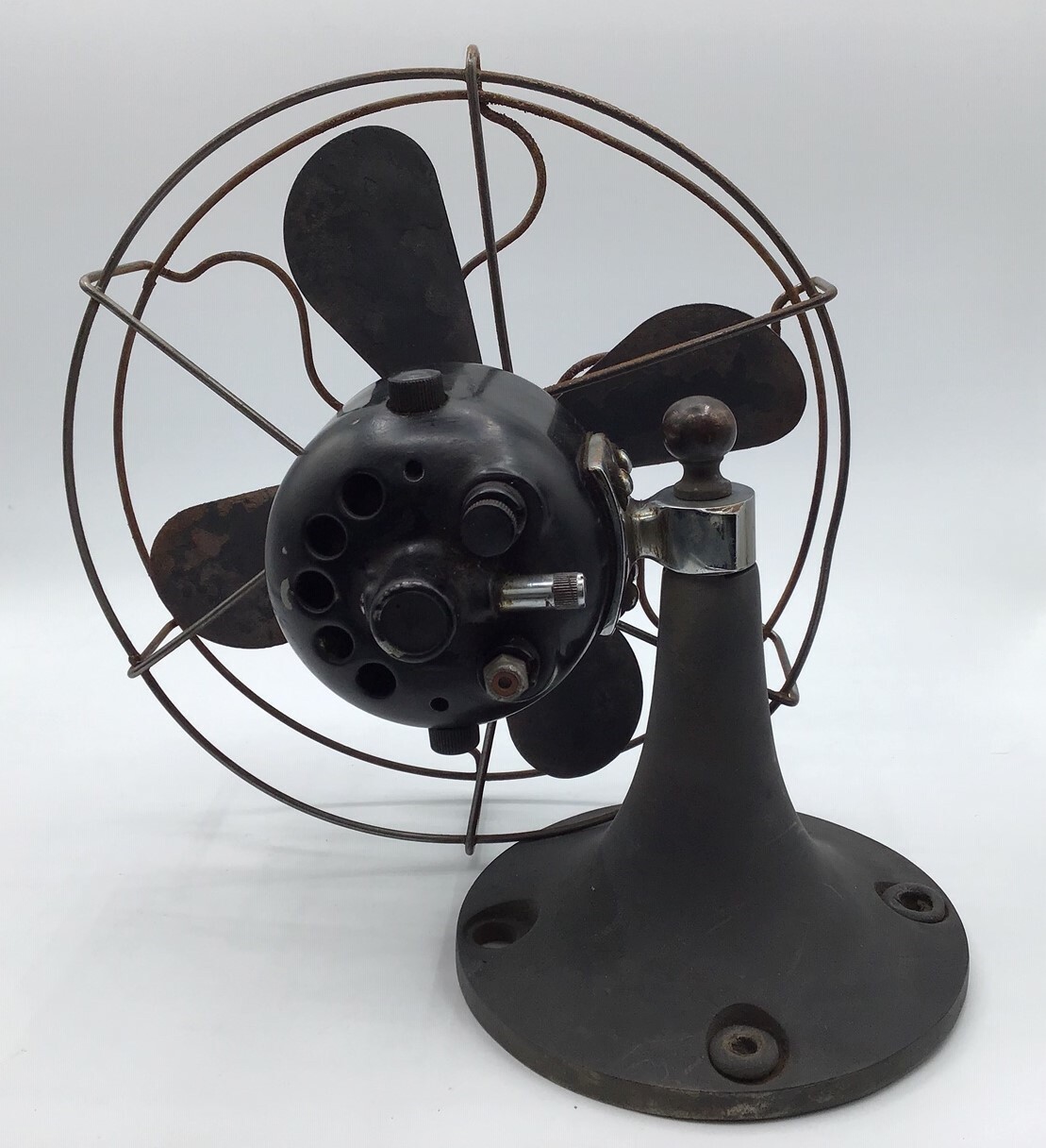 1920’s Ritter vintage compact metal dental fan (9.5″ x 5.5″ x 9.25″ – 4″ blades)