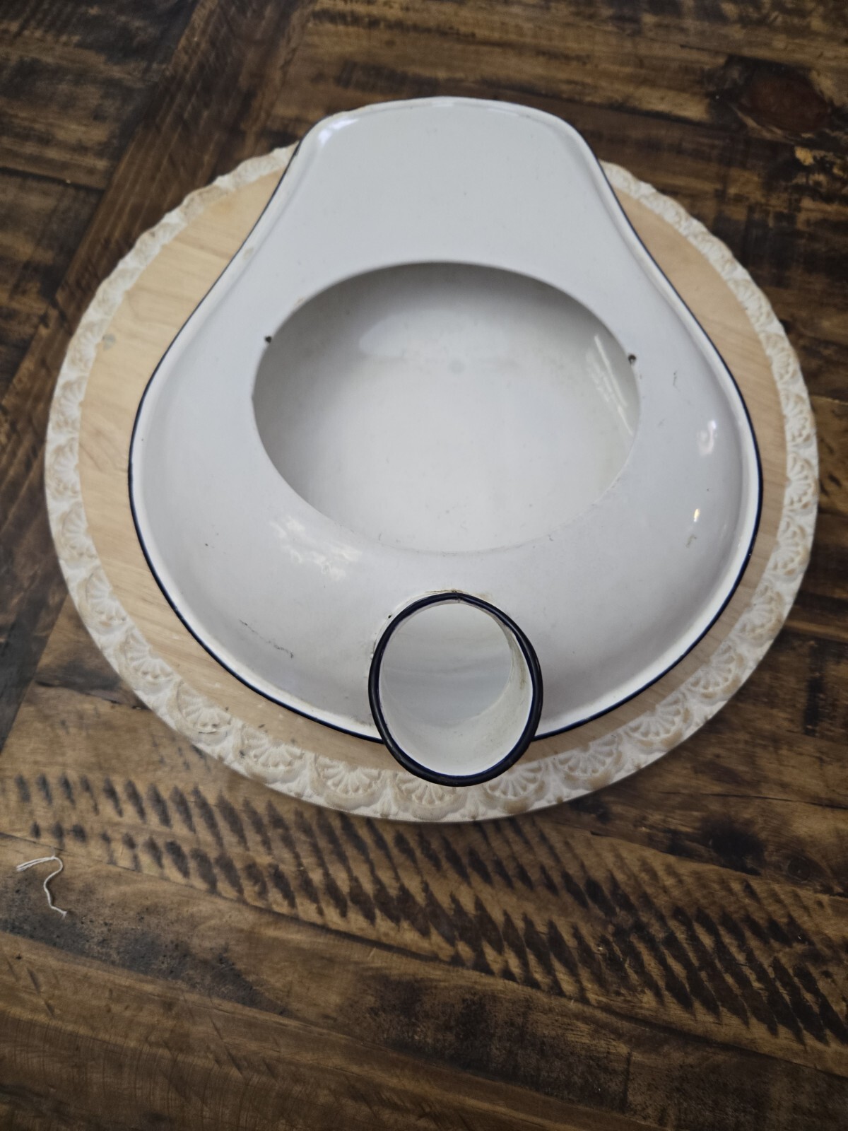 Vintage Unbranded White with Black Trim Enamelware Metal Bedpan/Urinal
