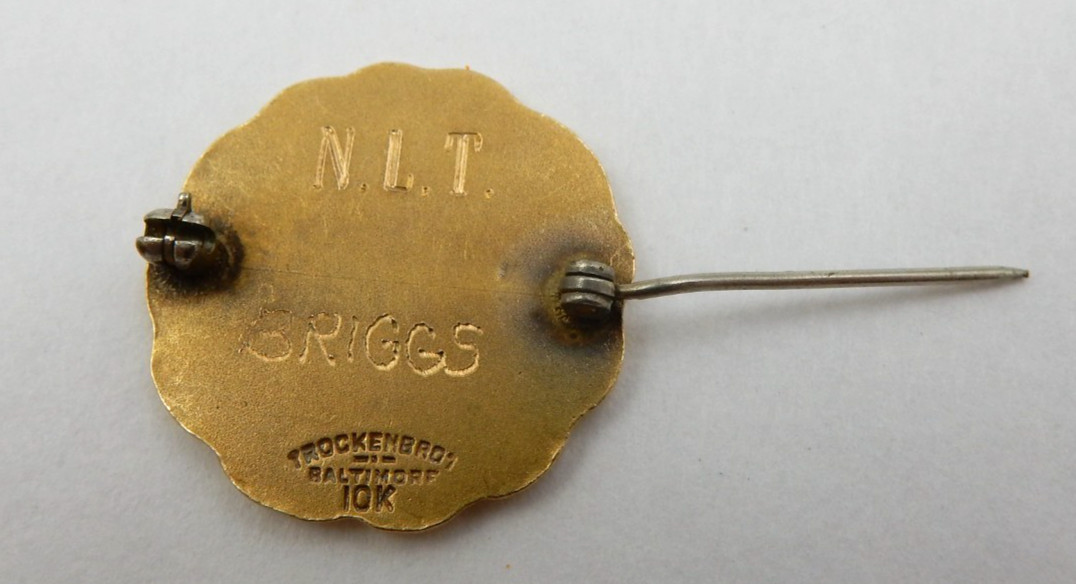 VINTAGE 1963 MARYLAND GENERAL HOSPITAL SCHOOL OF NURSING 10K GOLD PIN, 5.2 GRAMS