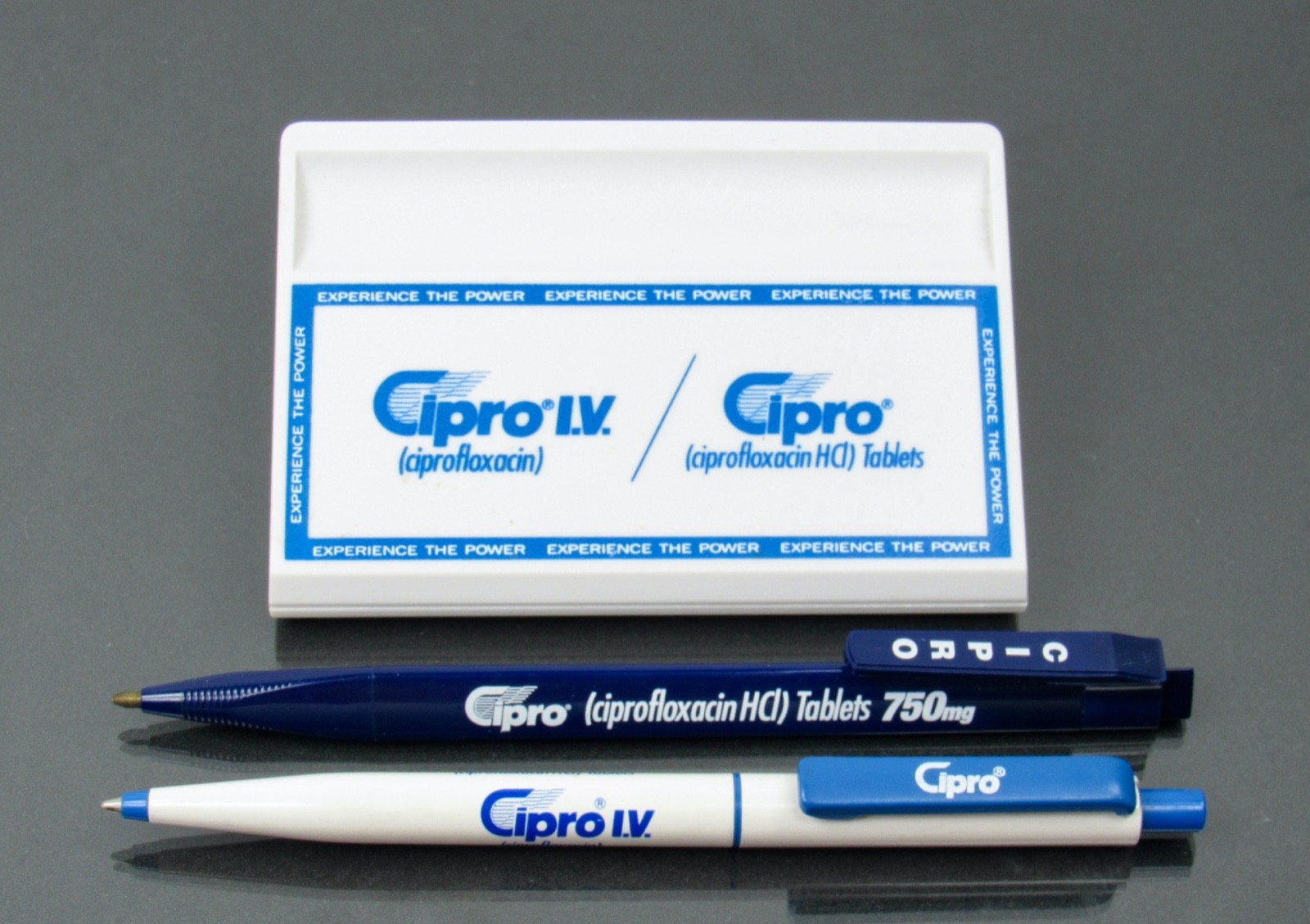 Cipro Lot PENS & Magnet Clip Drug Rep Pharmaceutical Promo Advertising Dry Ink