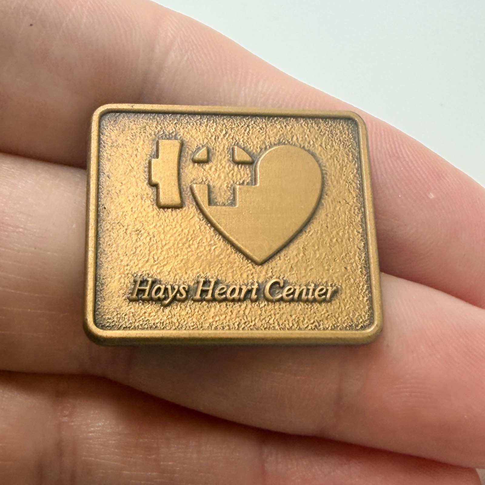 Hays Heart Center Medical Hospital Lapel Pin Gold Tone Cardiology Badge Kansas