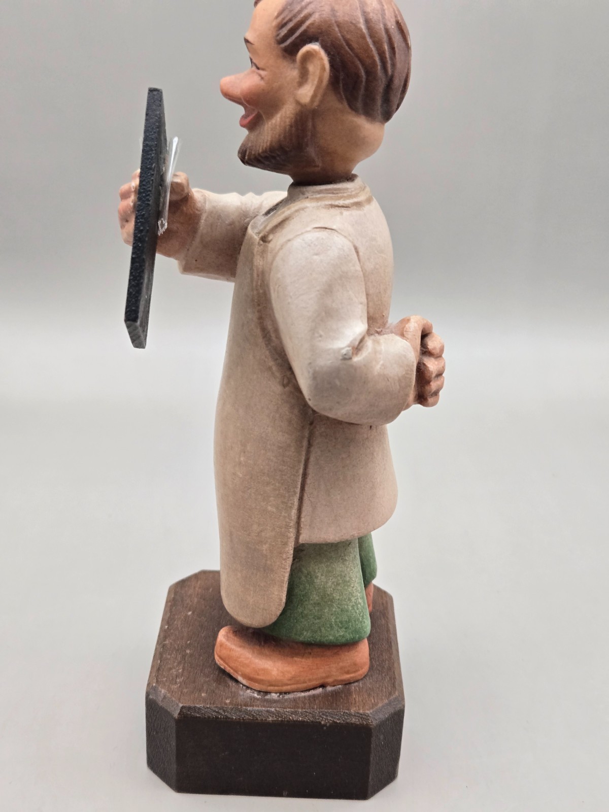 Vintage Anri Toriart Radiologist X-Ray Medical Doctor Folk Art Carved Wood Italy