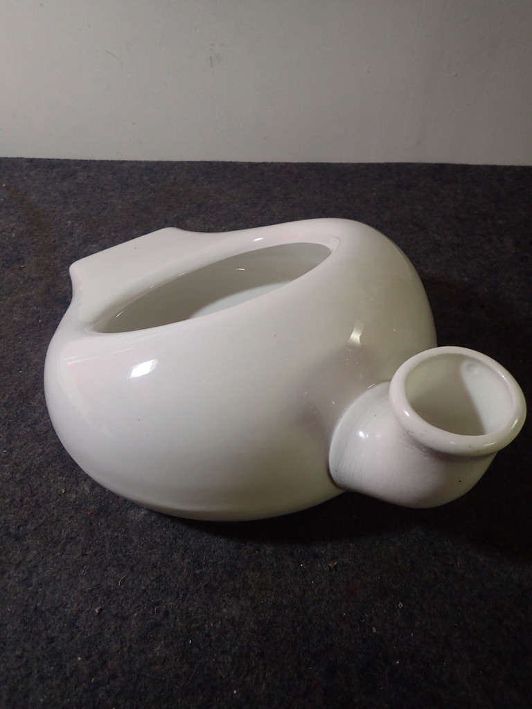 Antique White Porcelain RU? China Bedpan Chamber Pot with Urinal