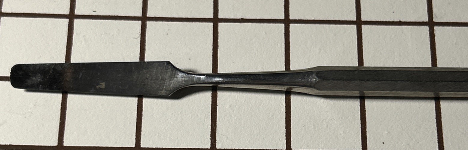 Vintage Unbranded Dental Medical Spatula End 6-3/8″ Metal Hand Tool