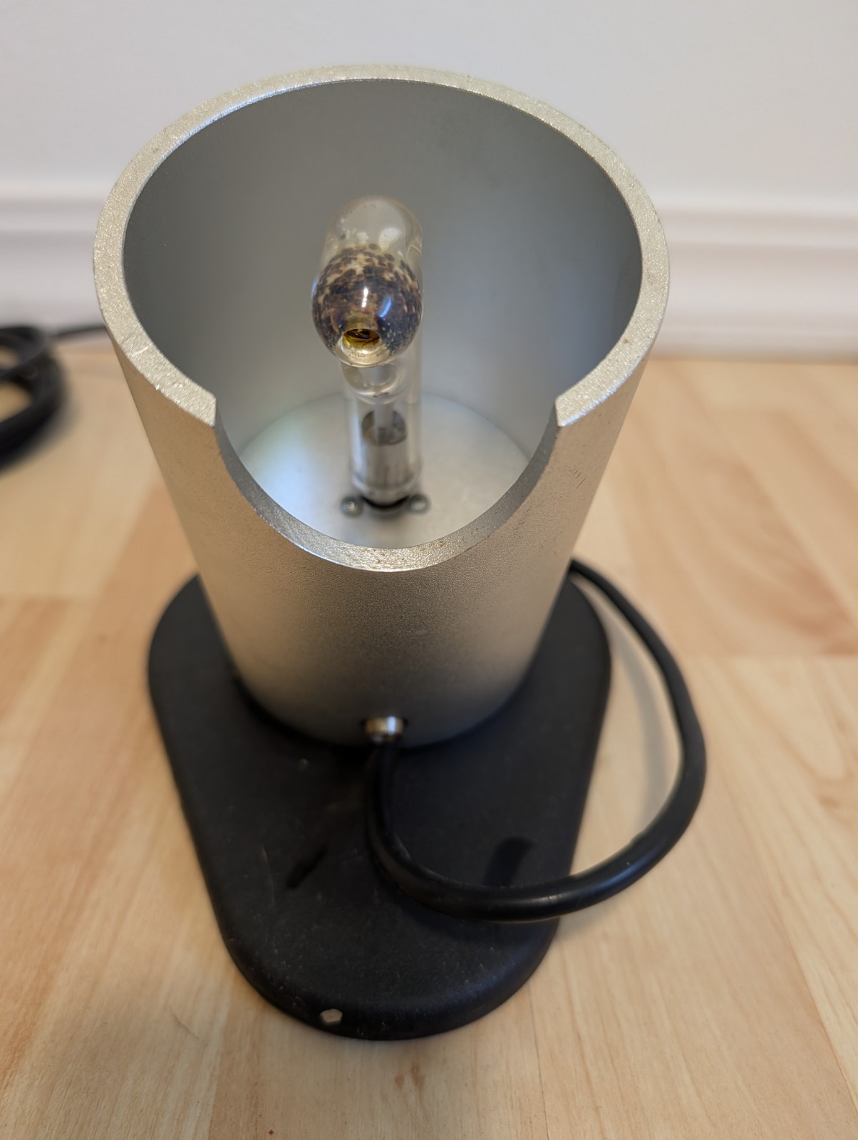Silver Surfer Vaporizer (SSV) by 7th Floor – USA Made Desktop Vaporizer w/ Wand