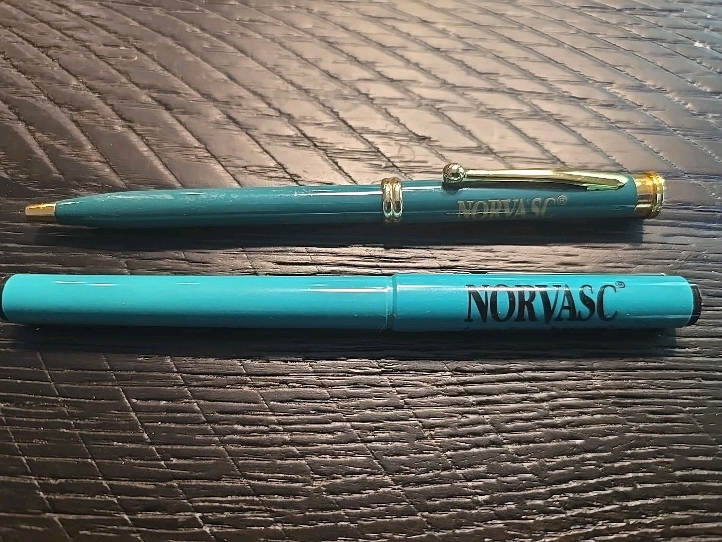 Norvasc Heavy Metal Drug Rep Pen Pharmaceutical Medical Promo Writes! Green Ink