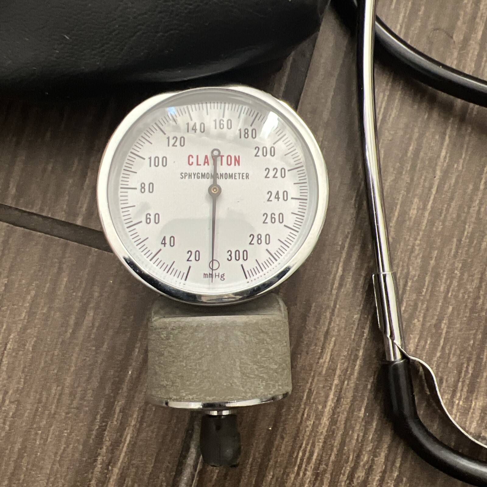 Vintage Clayton Sphygmomanometer w/ Home Blood Pressure Kit & instructions #109