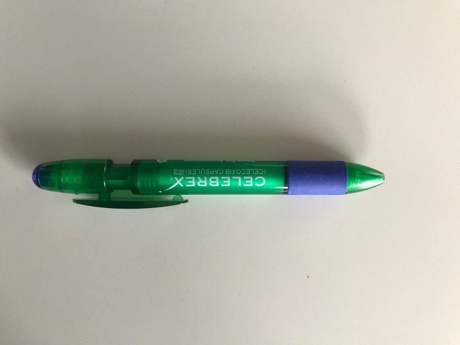 CELEBREX PHARMACEUTICAL REP PENS 5” RETRACTABLE GREEN PURPLE GRIPS LOT OF 12