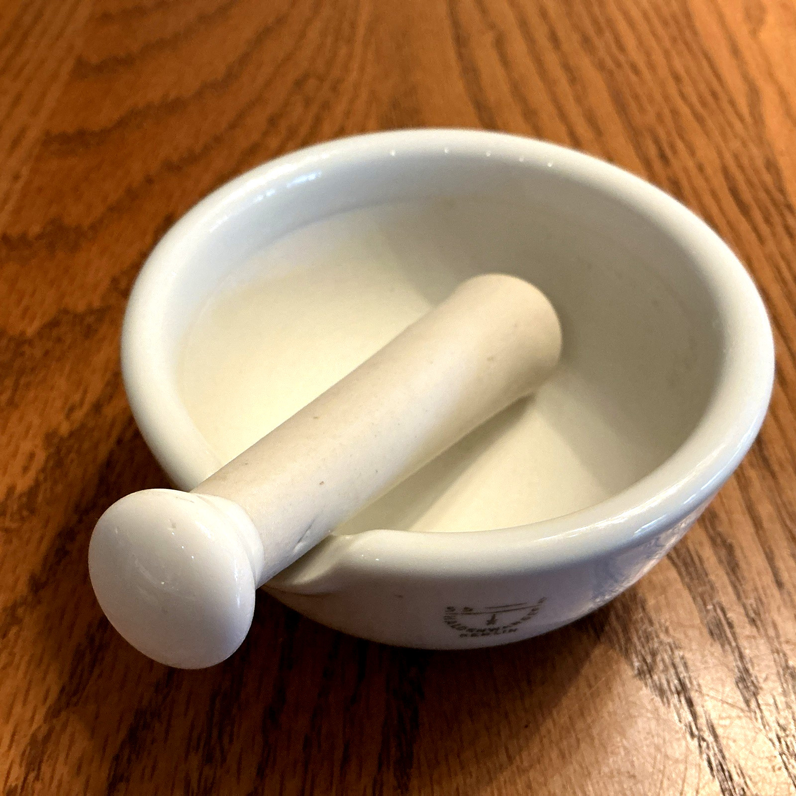 Vtg Haldenwanger Berlin Germany Mortar & Pestle White Porcelain Scientific 55-2