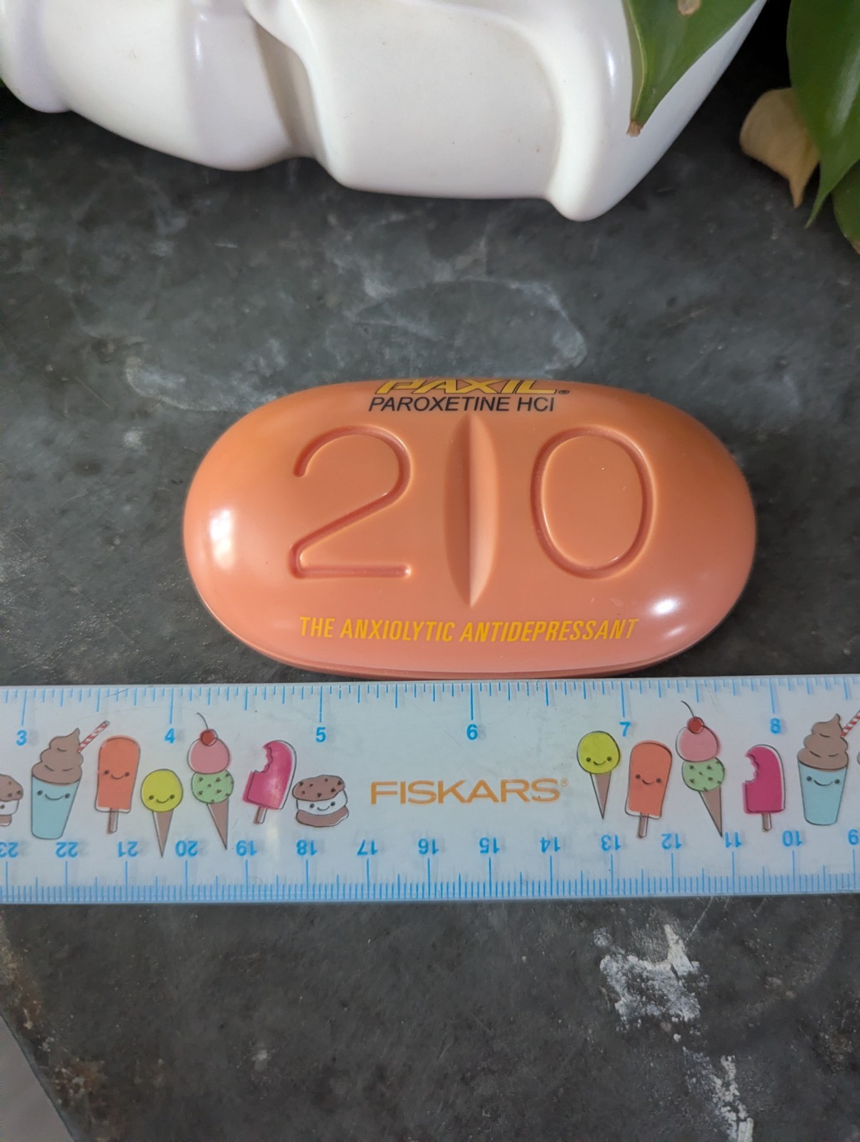 2000s Y2K Paxil Pill Refrigerator Magnet Memo Clip Drug Rep Promo