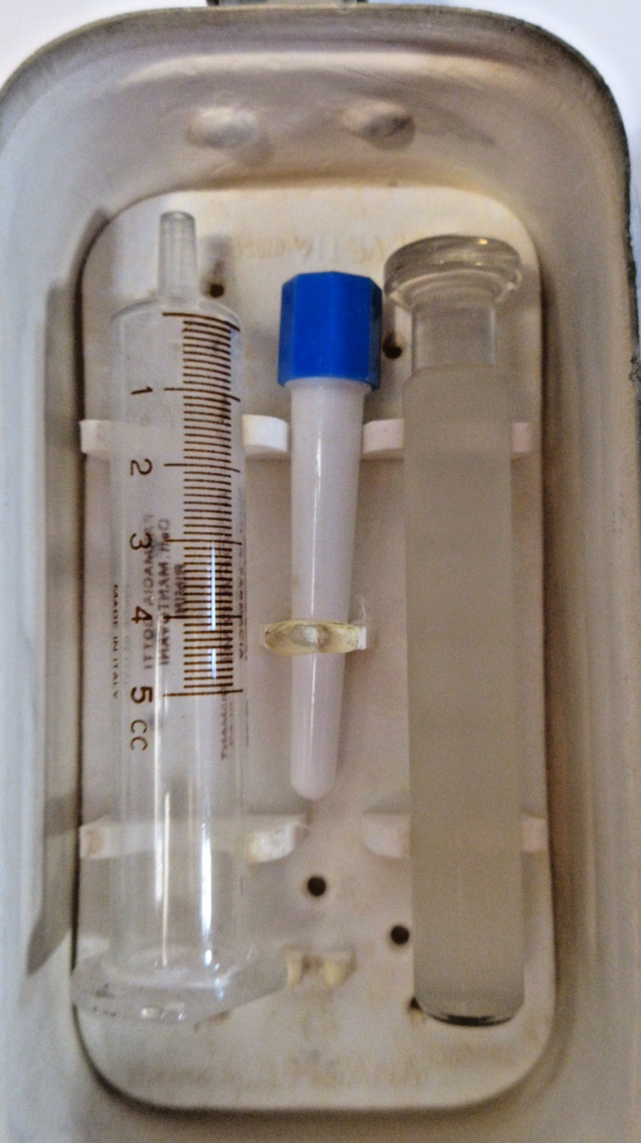 VINTAGE Artsana Bollisiringa Syringe Sterilizer w/ Complete Insert – No. 798
