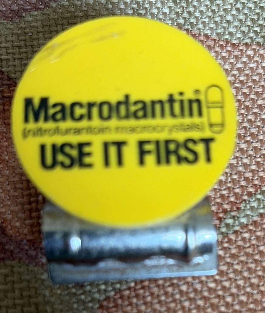 Vintage Drug Rep Pharmaceutical Promo Medical Ad Magnet w/clip – Macrodantin