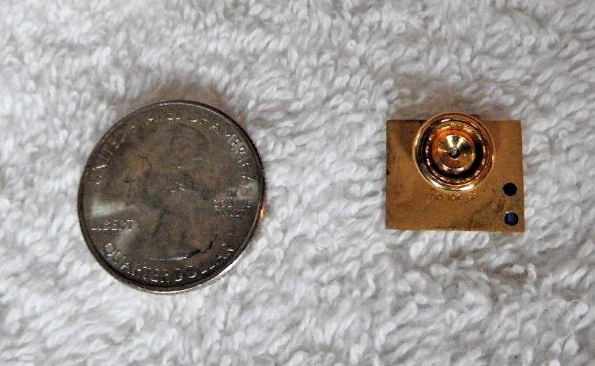 (3) DELNOR COMMUNITY HOSPITAL GENEVA IL 10 20 40 YEAR AWARD 10K GF NURSING PINS
