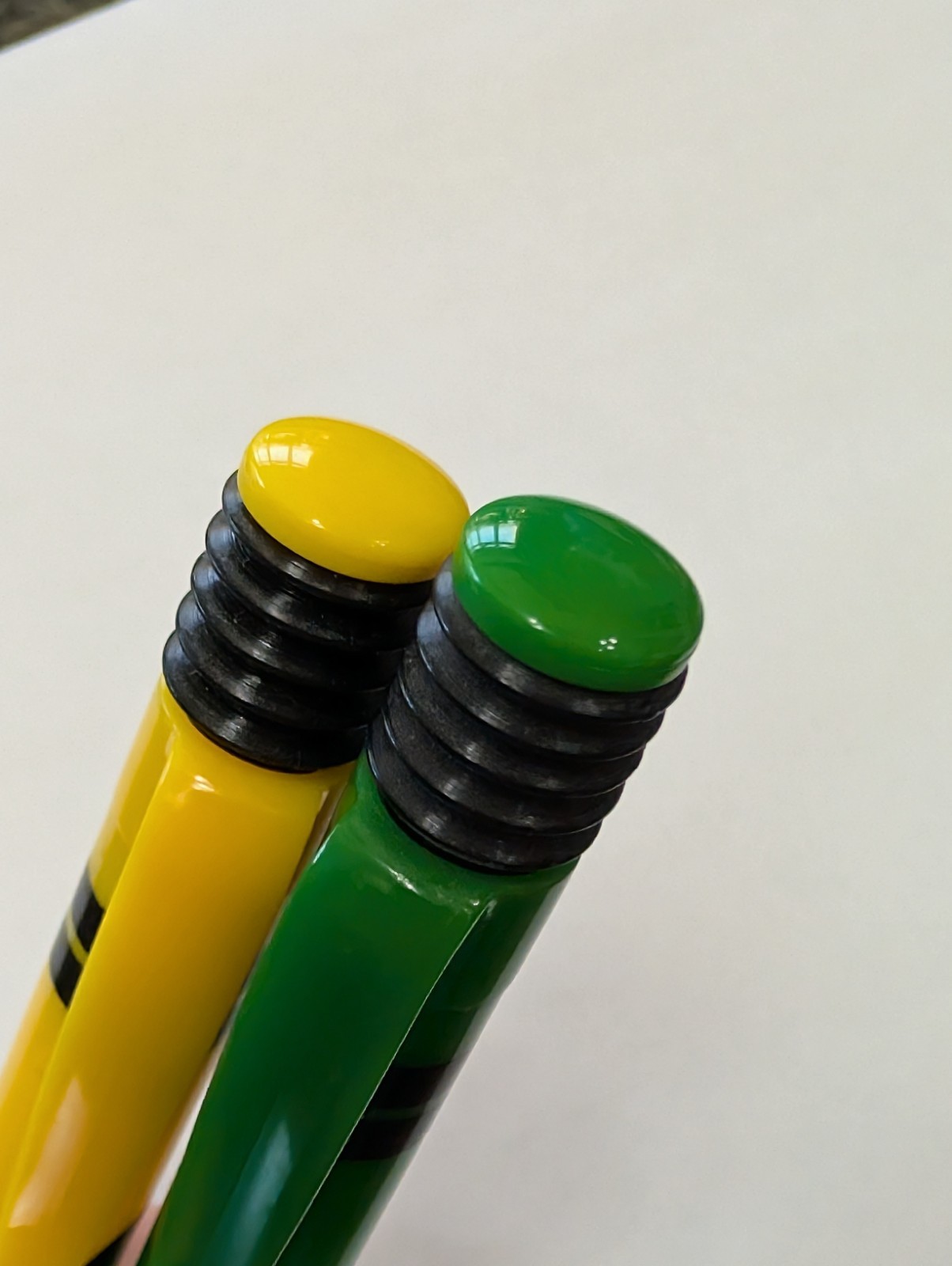 RARE Metadate CD CII Pharmaceutical Drug Rep Pen ADHD Green Yellow Crayon Click