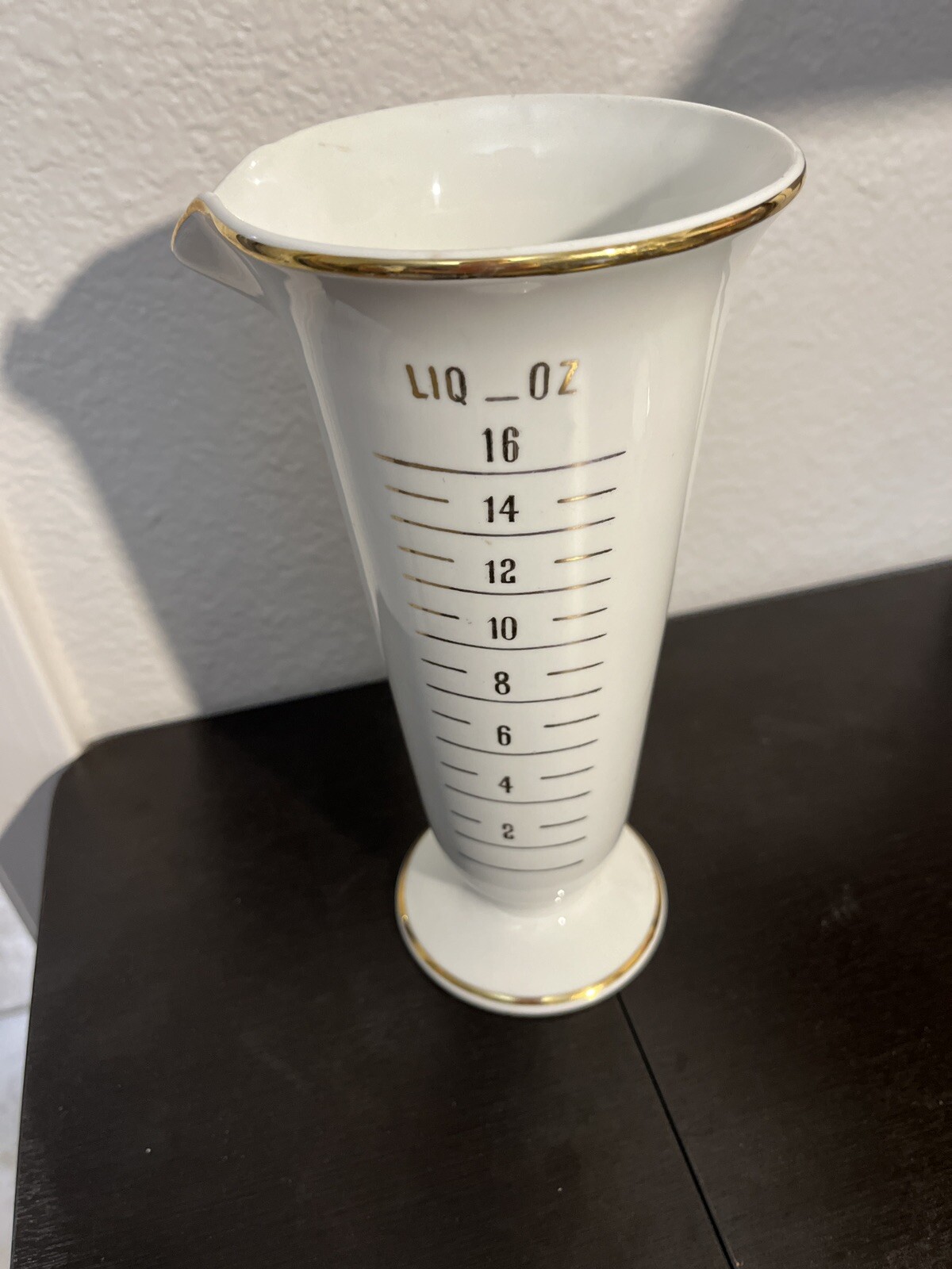 Owens Illinois RX Porcelain Drugstore Pharmacy Apothecary Measuring Beaker 9”