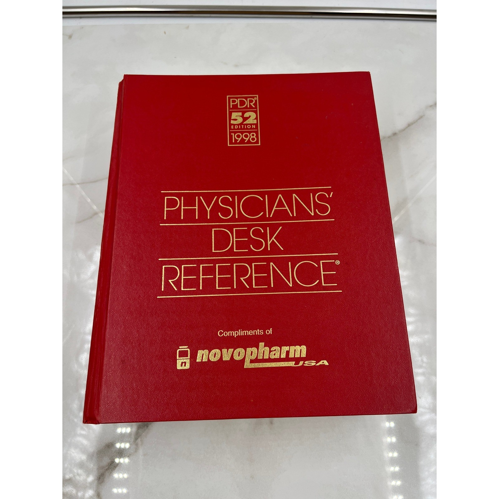 Physicians Desk Reference PDR 52nd Edition 1998 Compliments of Novopharm USA