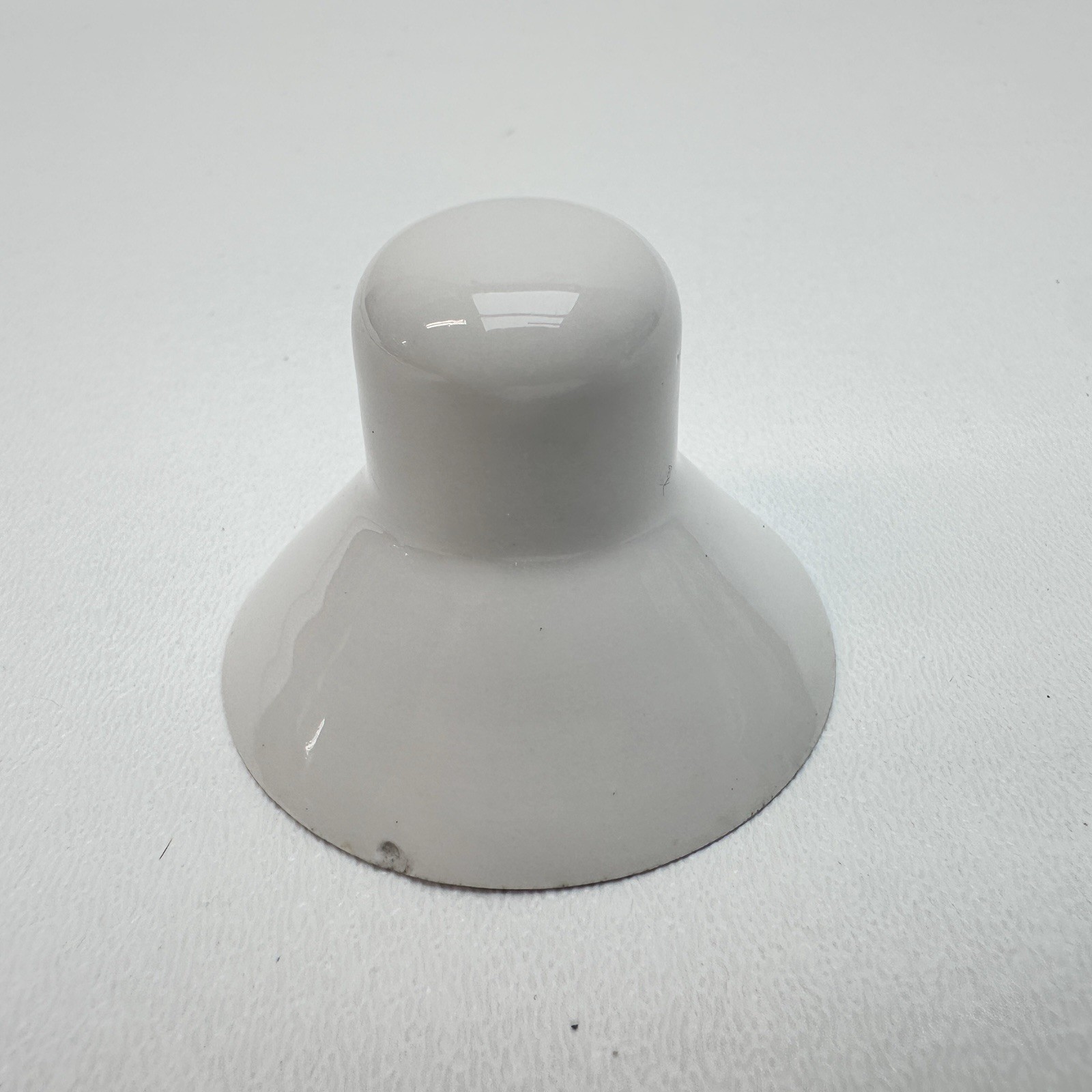 Vintage Porcelain 3cc Pill Dissolver – Medical – Pharmacy – Measuring Cup
