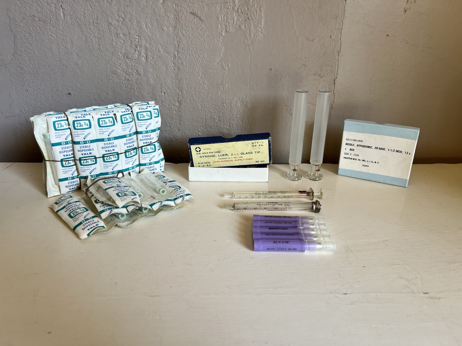 Vintage 1960’s Glass Syringes Collectable Medical Supplies Made In USA / Japan