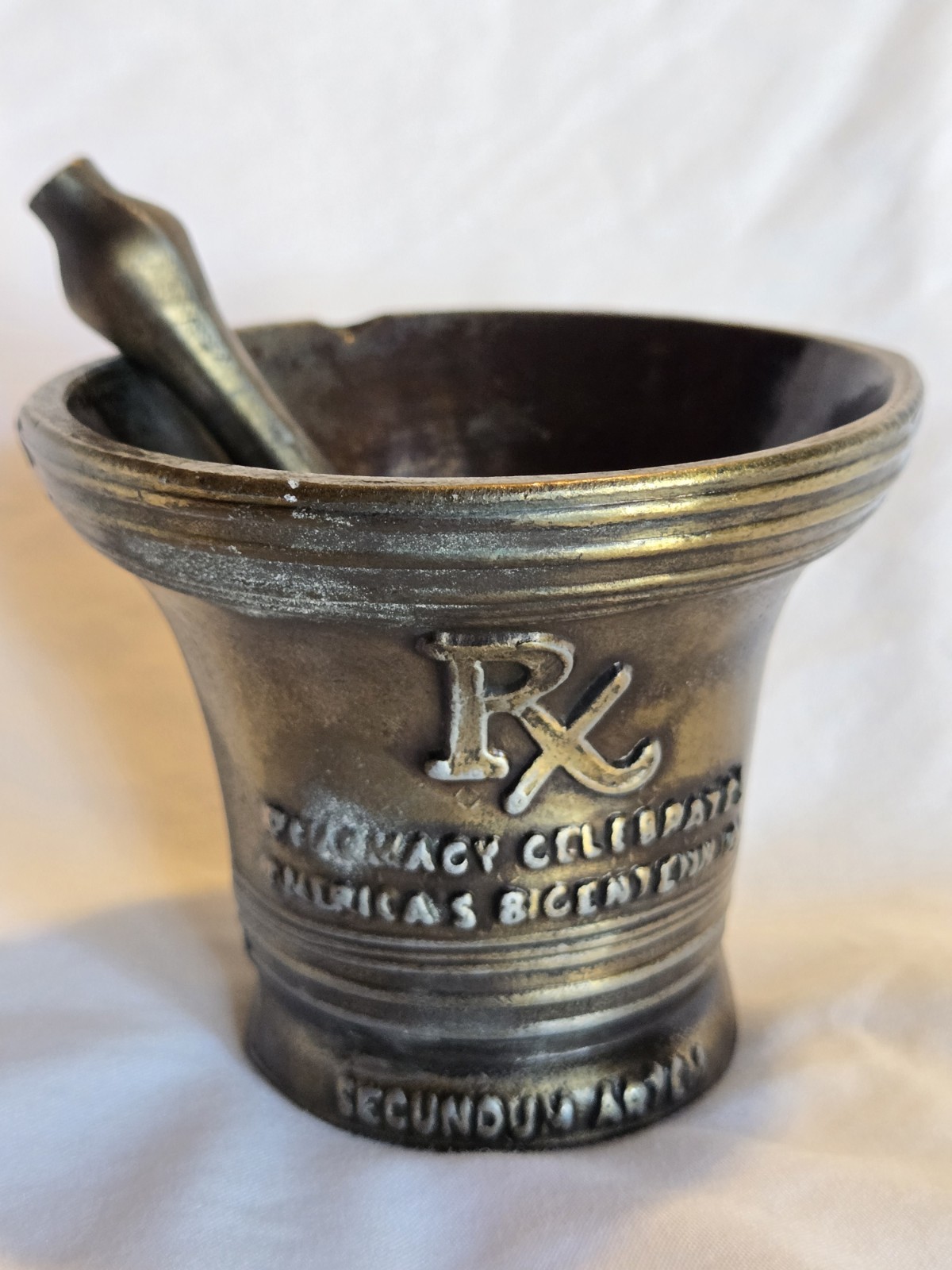 1976 US Bicentennial Bronze Pharmacy Mortar and Pestle Liberty Bell Design