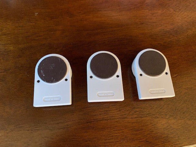 Vintage  3 Daypro Drug Rep Pushbutton Magnetic clips, pharmaceuticals