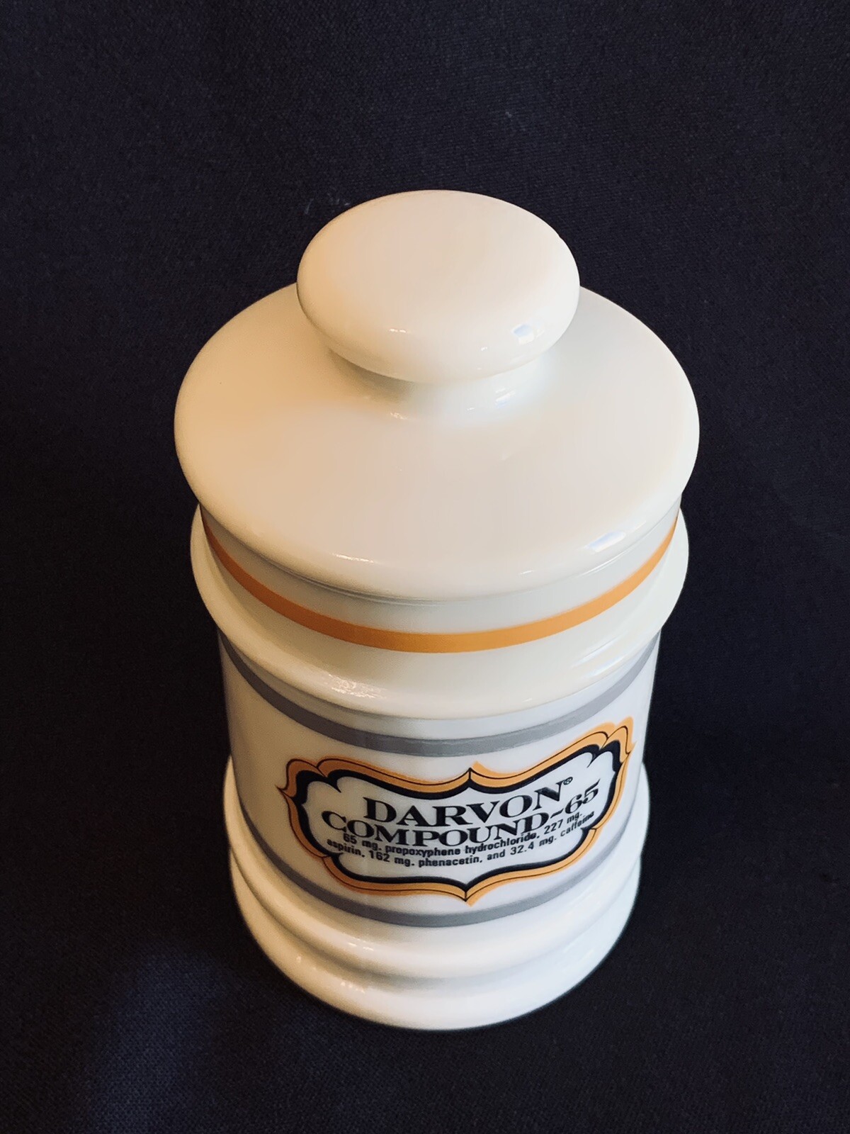 Vintage DARVON COMPOUND 65 Apothecary Custard Milk Glass Jar Canister & Lid 5.5”