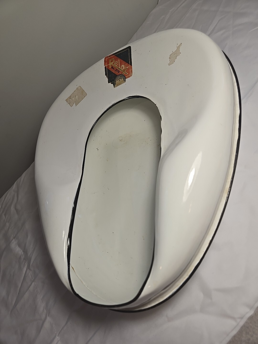 Vintage Bed Pan, Jones Relax White Enamel, Outdoor Decor, Planter