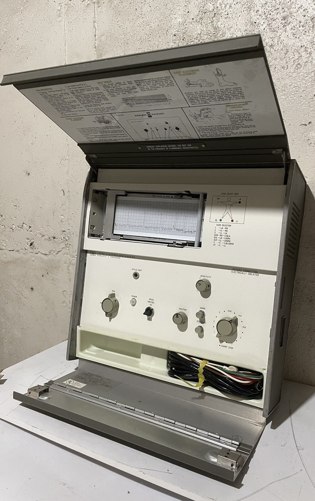 Vintage – Hewlett Packard 1500B Electrocardiograph