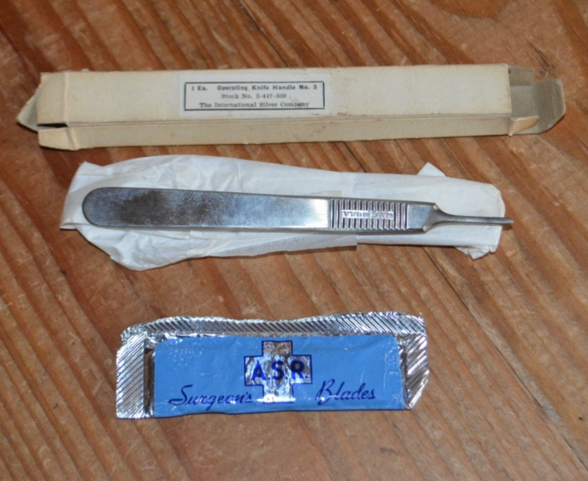 Vintage Operating Knife Handle #3 International Silver Co. w/Blades Scalpel