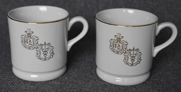 HANDSOME VINTAGE OWENS ILLINOIS PHARMACEUTICAL PHARMACIST PHARMACY MOTIF MUG #2