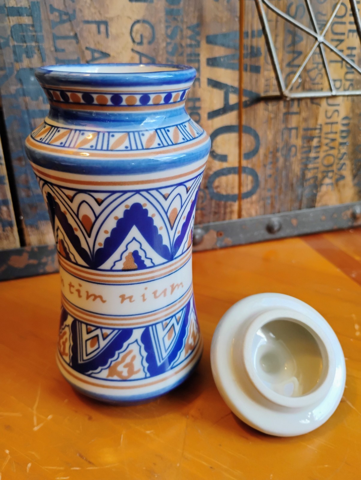 1 Tarro Antimnium Pharmacy Albarello Apothecary Jar Italy 6″