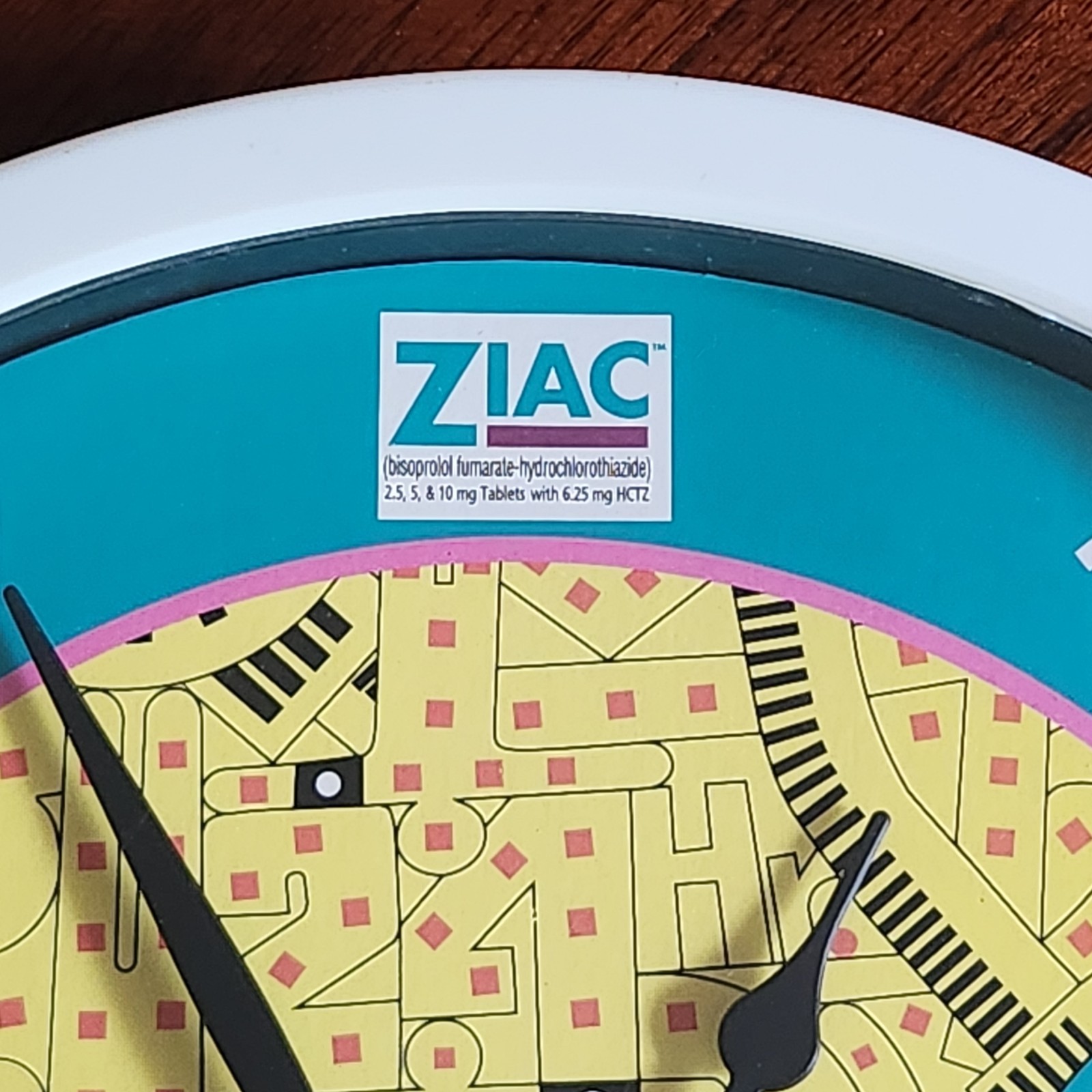 Ziac Pharmaceutical Drug Rep Promo 10″ Wall Clock Colorful Advertising- Works