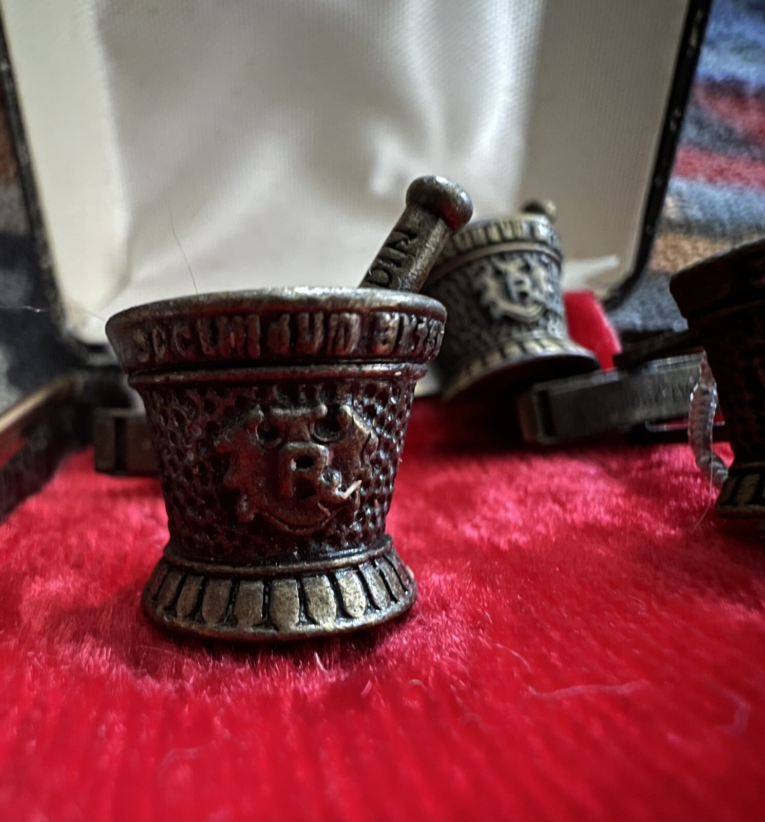 Vtg 60’s Mortar & Pestle RX Pharmacy Medical Bronze Tone Cufflinks & Tiebar set