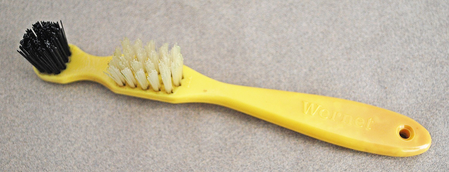 Vintage Used Yellow Wernet Plastic Denture Brush 5.75″