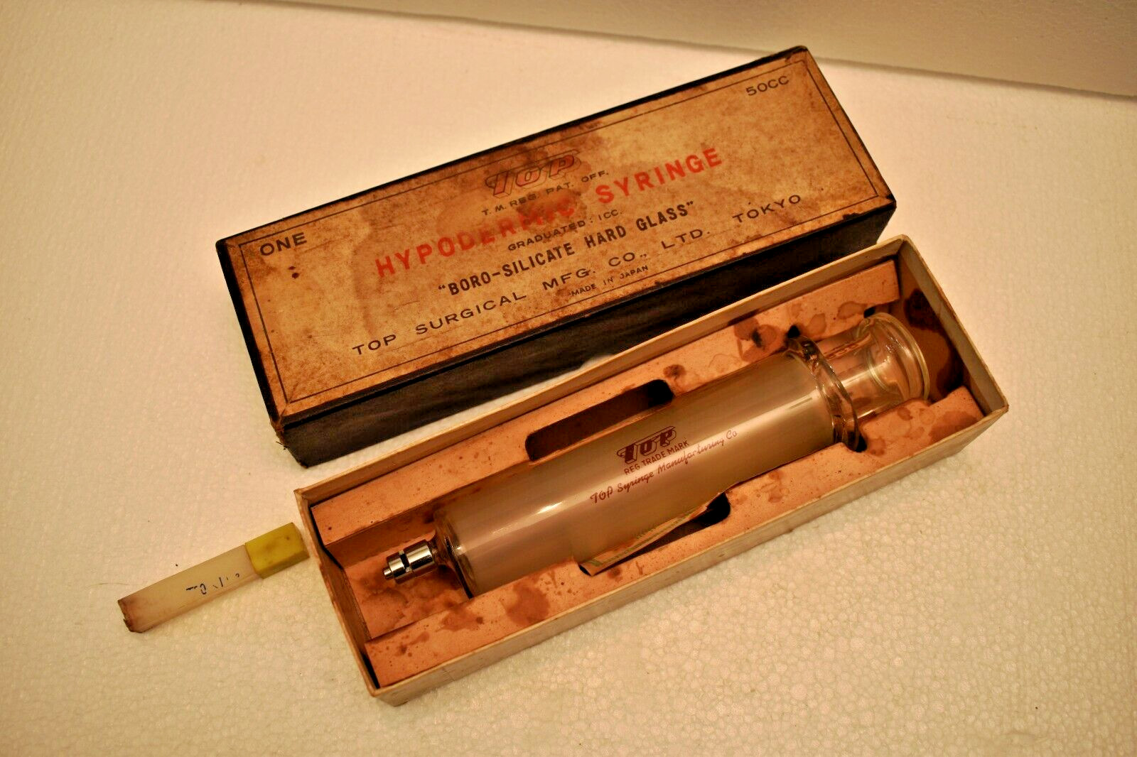 Vintage Top Surgical Hypodermic Syringe 50cc Boro-Silicate Glass Tokyo 1930 Jap