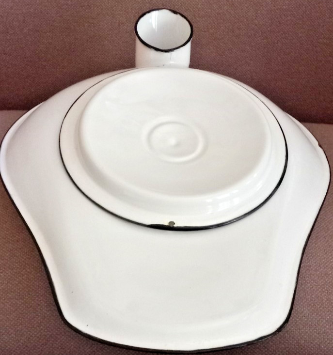 Vintage Unbranded White with Black Trim Enamelware Metal Bedpan/Urinal with Lid