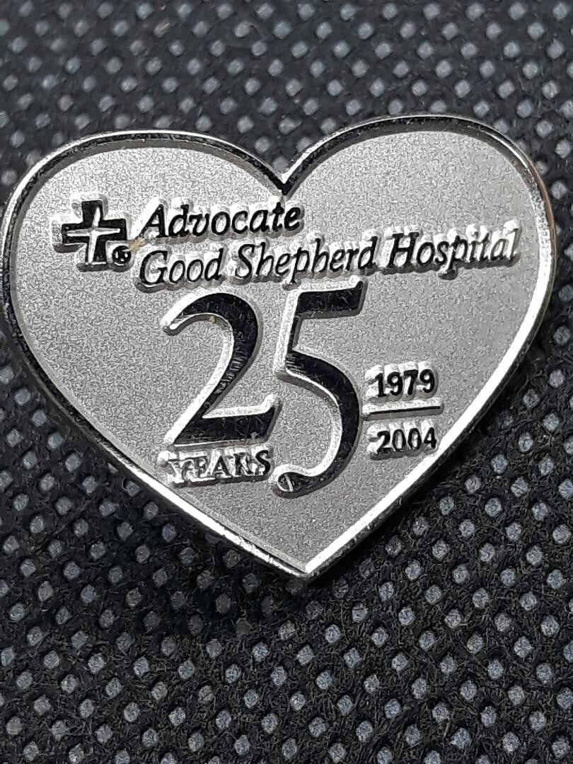 Advocate Good Shepherd Hospital 25 Year Lapel Pin